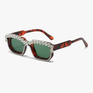 RHINESTONE SUNGLASSES TORTOISE RECTANGLE
GREEN LENS SILVER PLASTIC FRAME NWT
